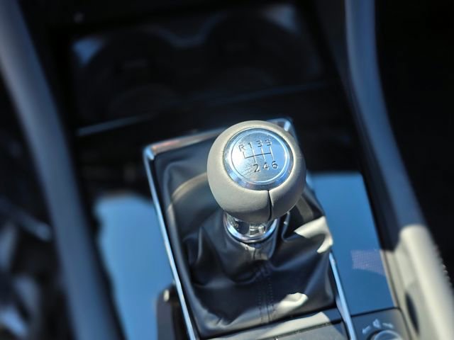 New 2026 MAZDA MAZDA3 2.5 S Hatchback w/ Premium Pkg image 31
