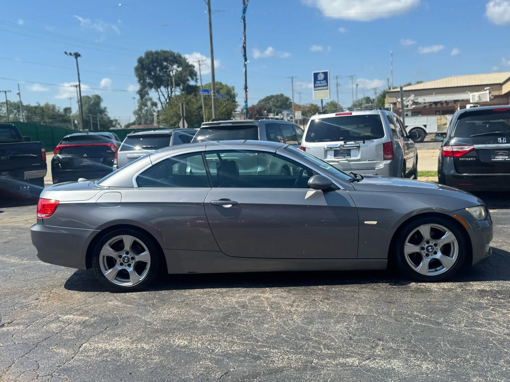 Used 2009 BMW 328i Convertible image 14