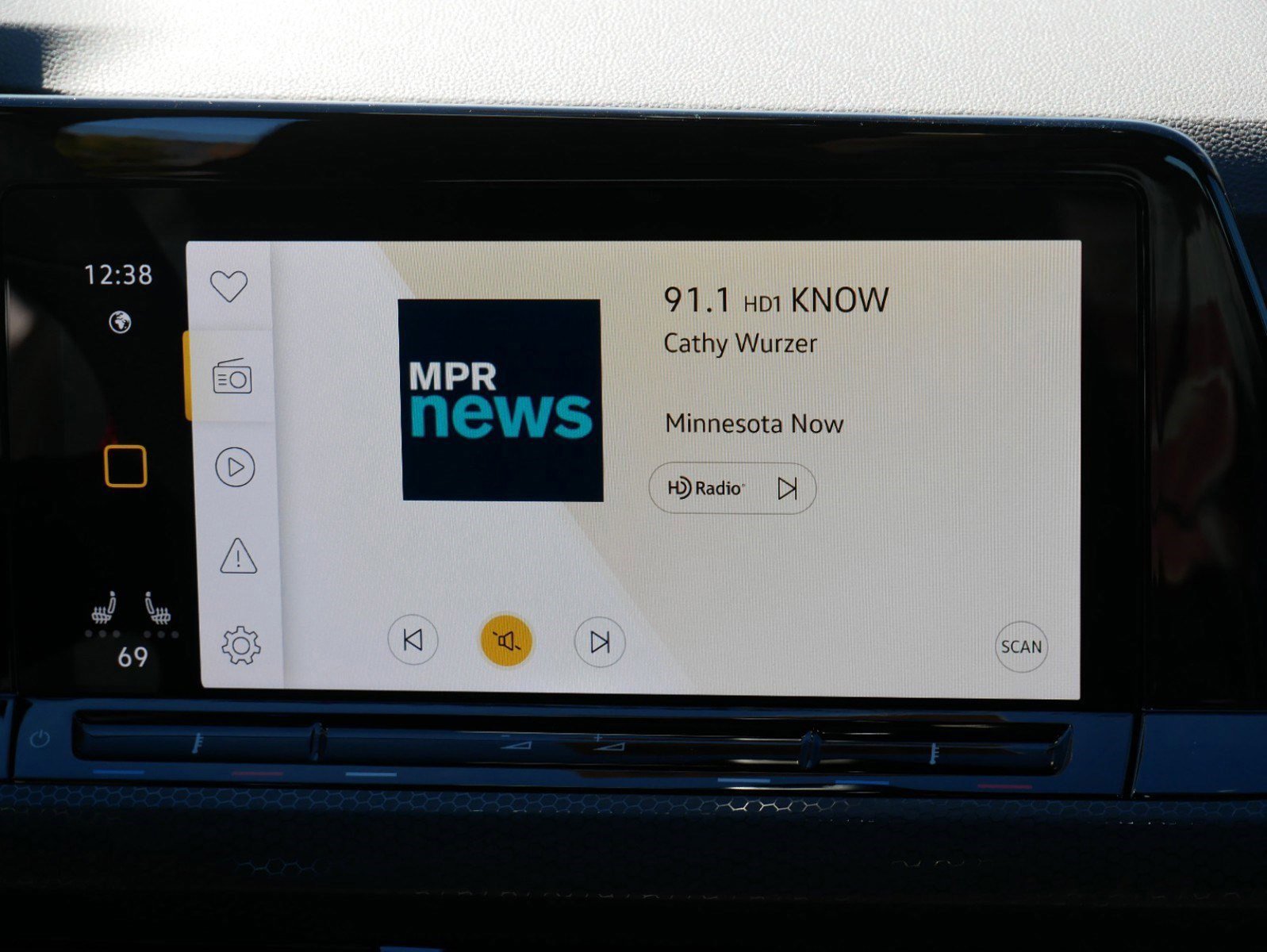 New 2024 Volkswagen GTI SE image 7