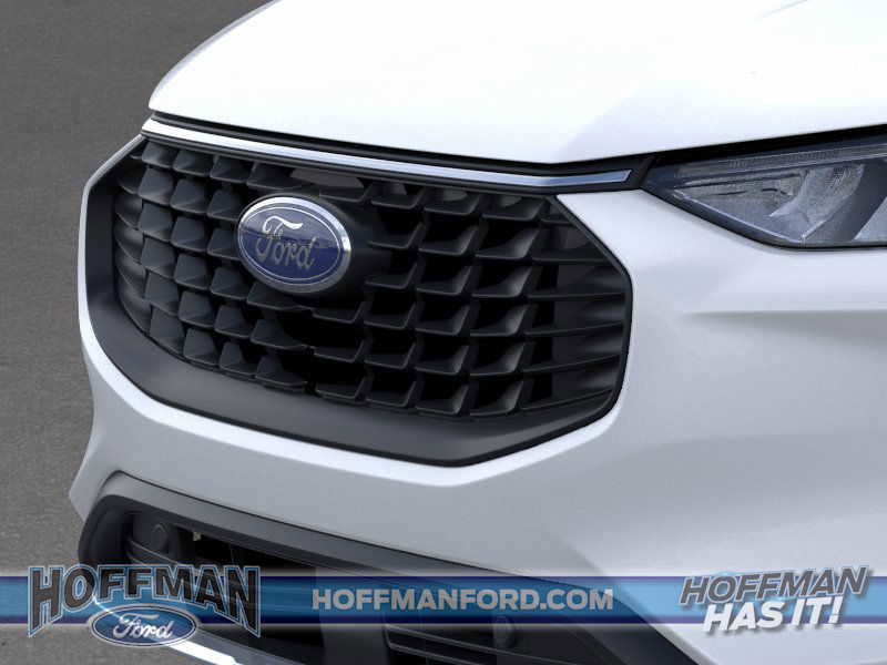 New 2025 Ford Escape SE w/ Class II Trailer Tow Package image 17