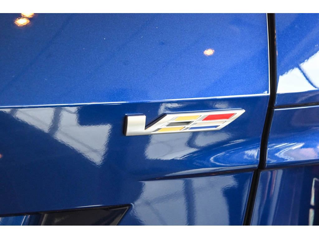 New 2026 Cadillac Lyriq V w/ Exterior Carbon Fiber Package image 39