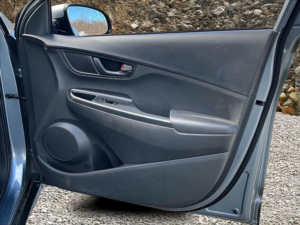 Used 2020 Hyundai Kona SE image 22