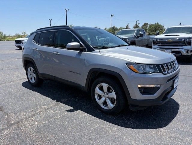 Used 2018 Jeep Compass Latitude w/ Popular Equipment Group FWD image 7