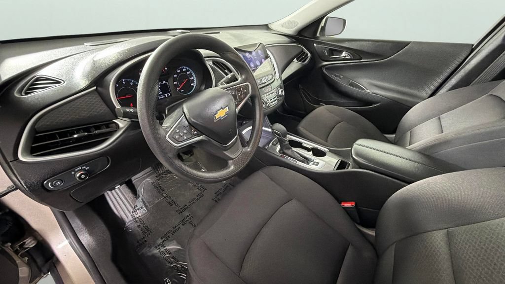 Certified 2024 Chevrolet Malibu LT FWD image 18