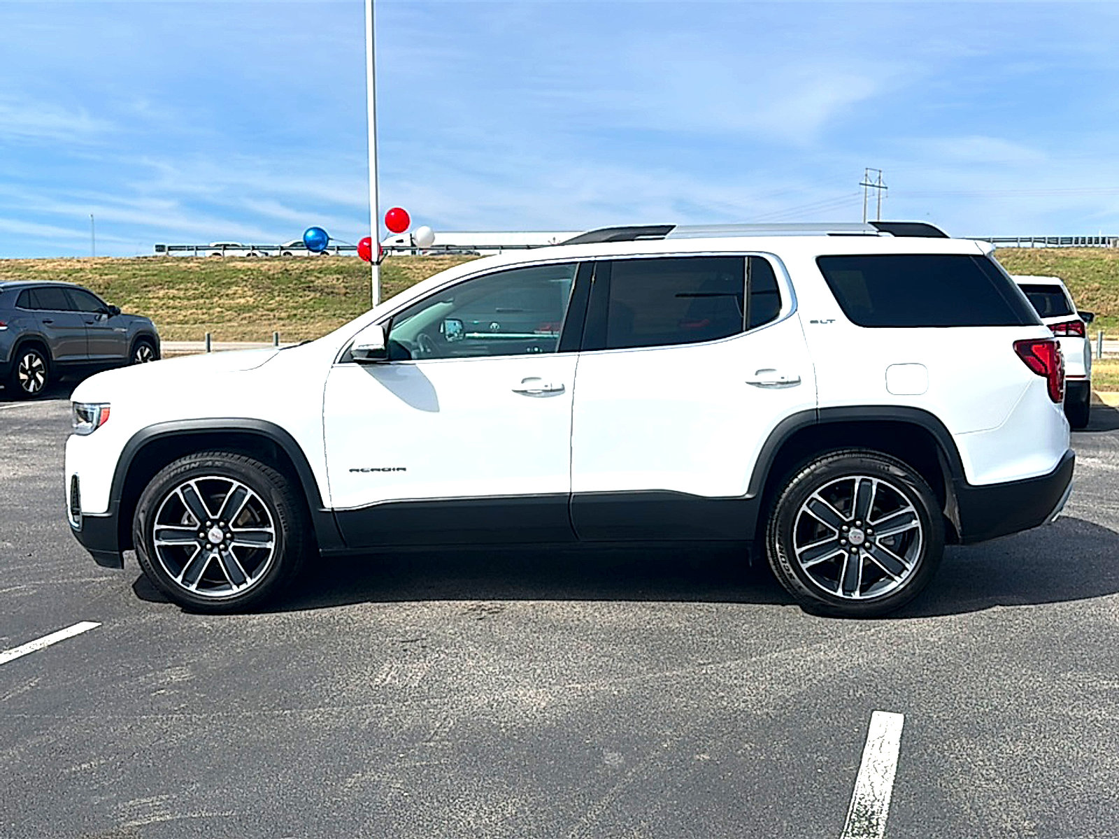 Used 2020 GMC Acadia SLT image 5