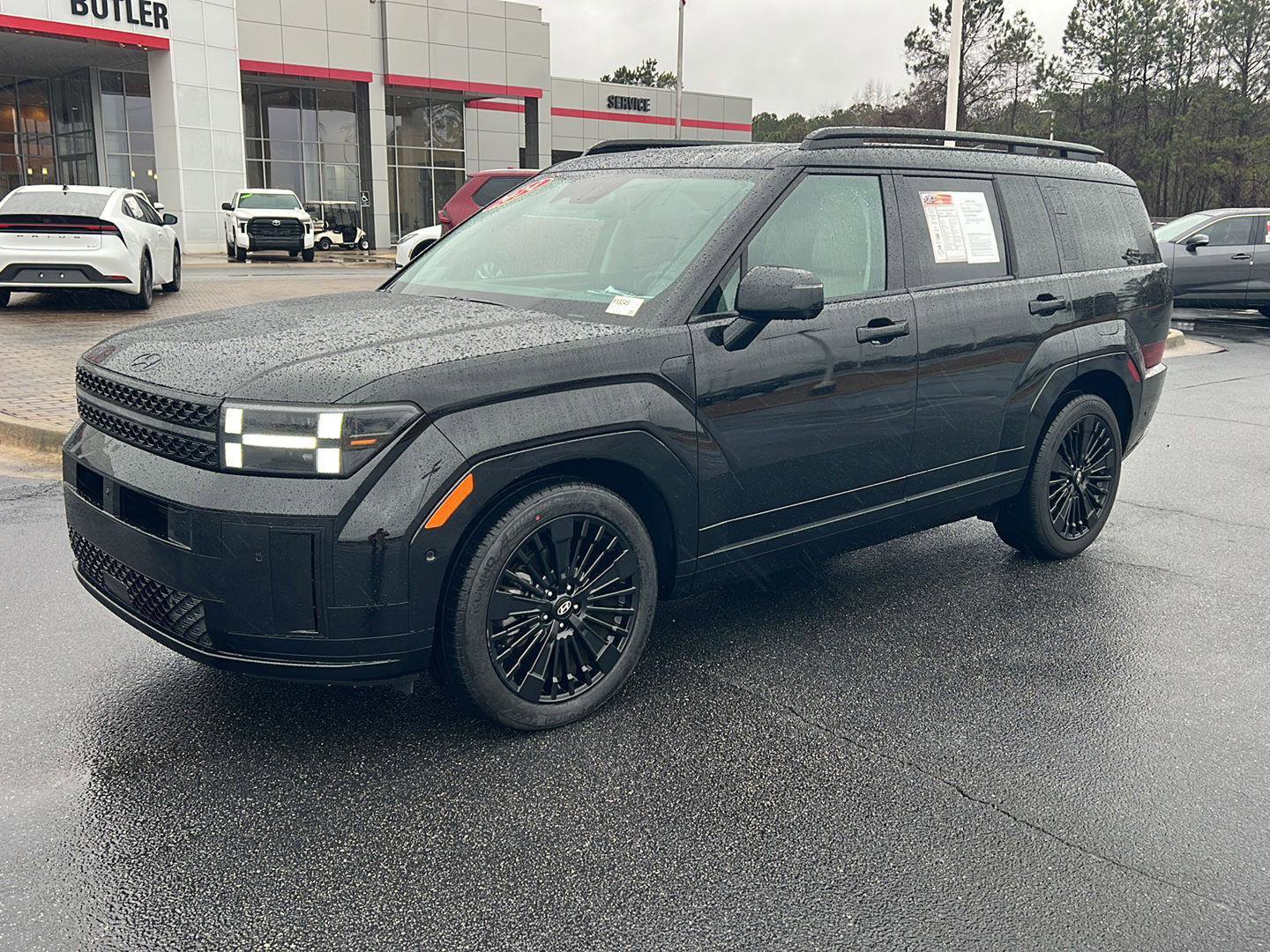 Used 2024 Hyundai Santa Fe Calligraphy image 2