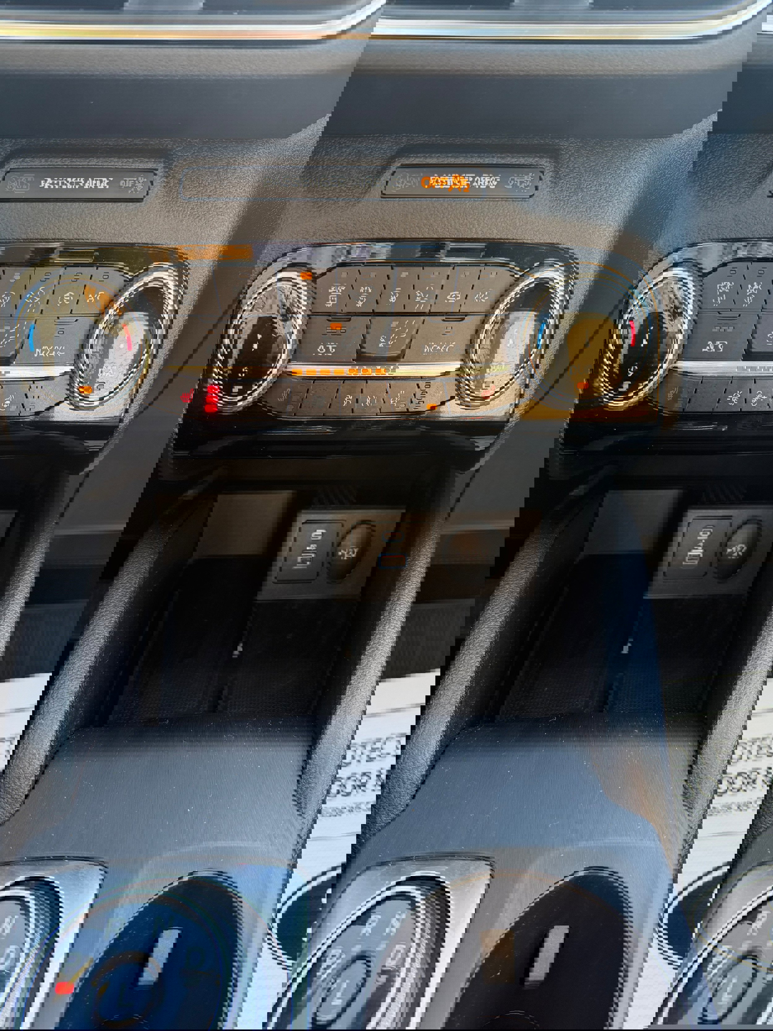 Used 2022 Ford Escape Titanium w/ Titanium Elite Package image 13