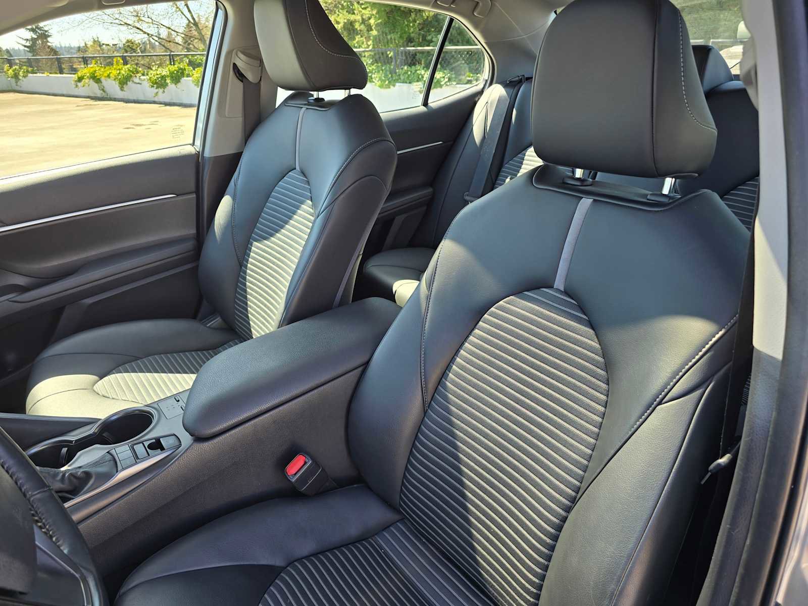 Certified 2022 Toyota Camry SE w/ Cold Weather Package image 21