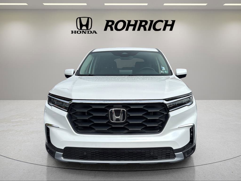 Used 2025 Honda Pilot EX-L image 2