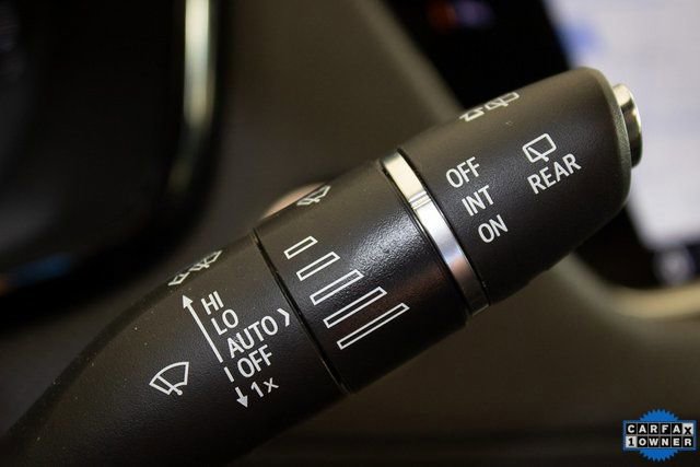 Certified 2025 Cadillac XT5 Premium Luxury image 25