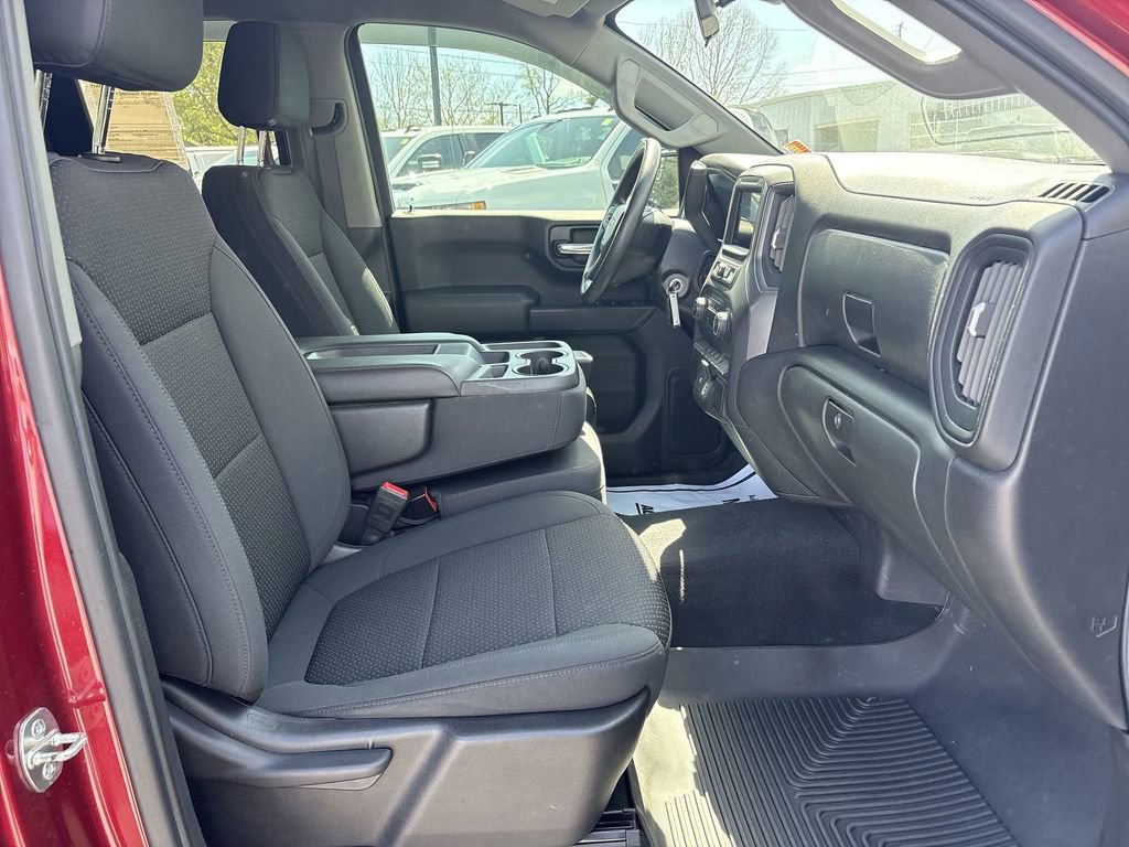 Used 2020 Chevrolet Silverado 1500 Custom w/ Custom Value Package image 27