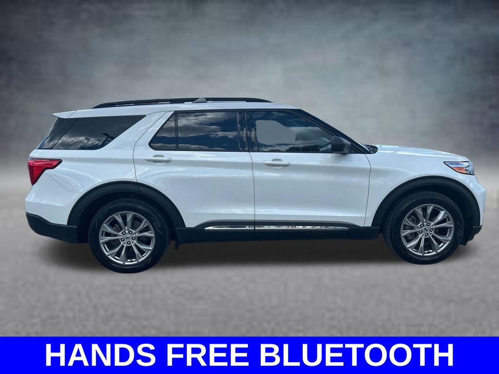 Used 2023 Ford Explorer XLT w/ Equipment Group 202A RWD image 4