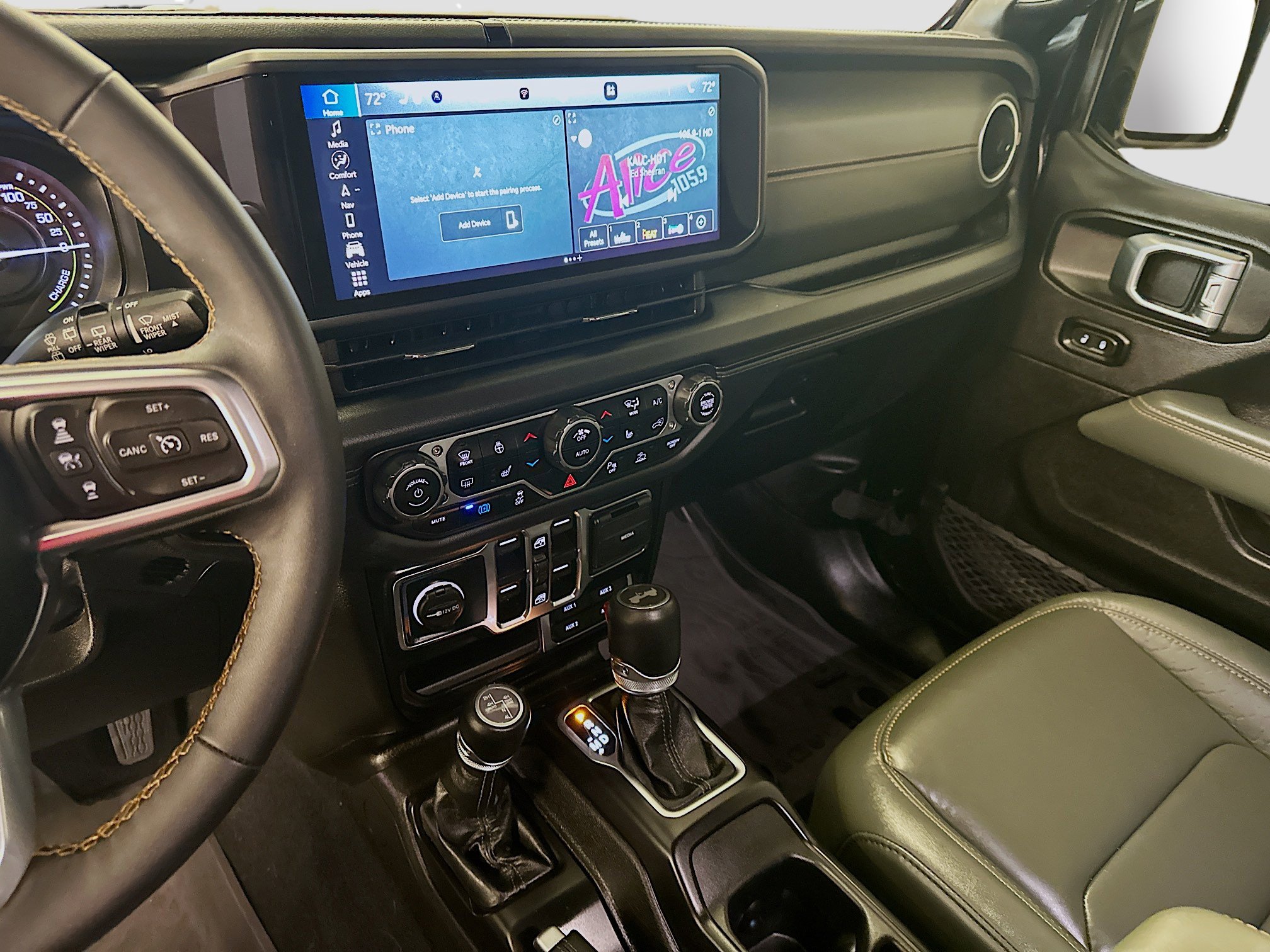 Used 2024 Jeep Wrangler High Altitude image 26