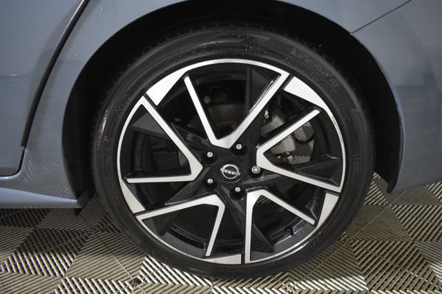 Certified 2025 Nissan Sentra SR w/ SR Premium Package FWD image 44
