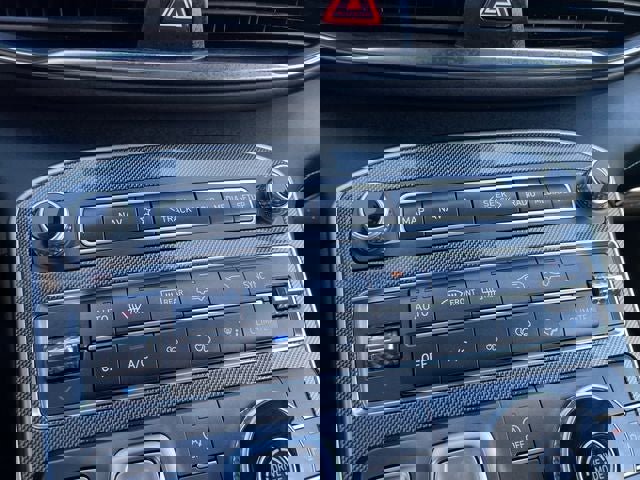 Used 2023 Hyundai Santa Fe Limited image 8