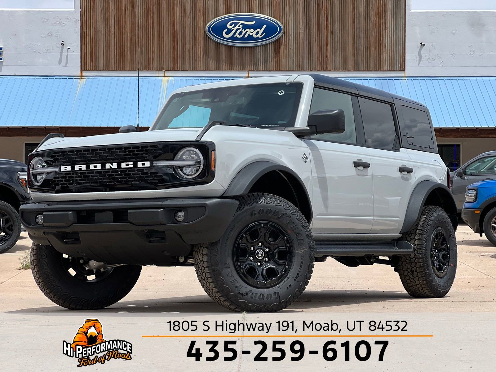 New 2026 Ford Bronco Outer Banks w/ Sasquatch Package