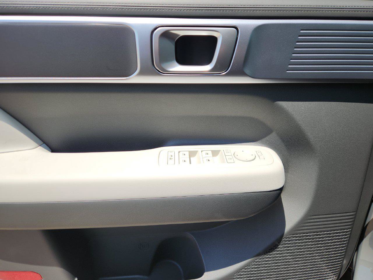 New 2027 Hyundai Santa Fe SE FWD image 21