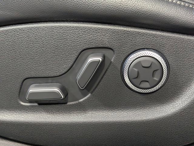 Used 2021 Genesis GV80 3.5T image 12