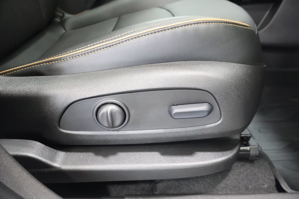 Used 2024 GMC Terrain AT4 w/ Infotainment Package II AWD/4WD image 22