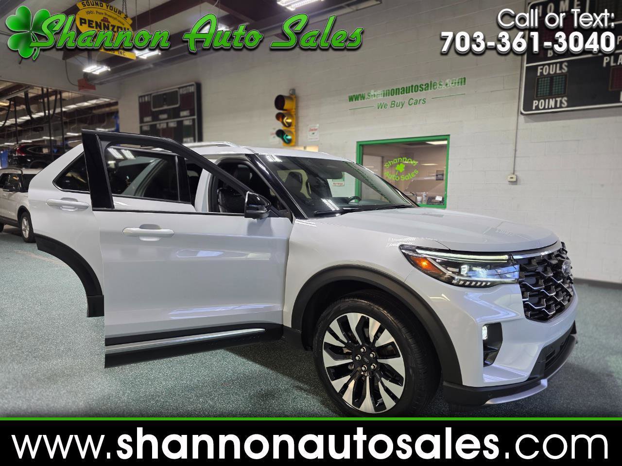 Used 2025 Ford Explorer Platinum w/ LUX Leather Package image 1