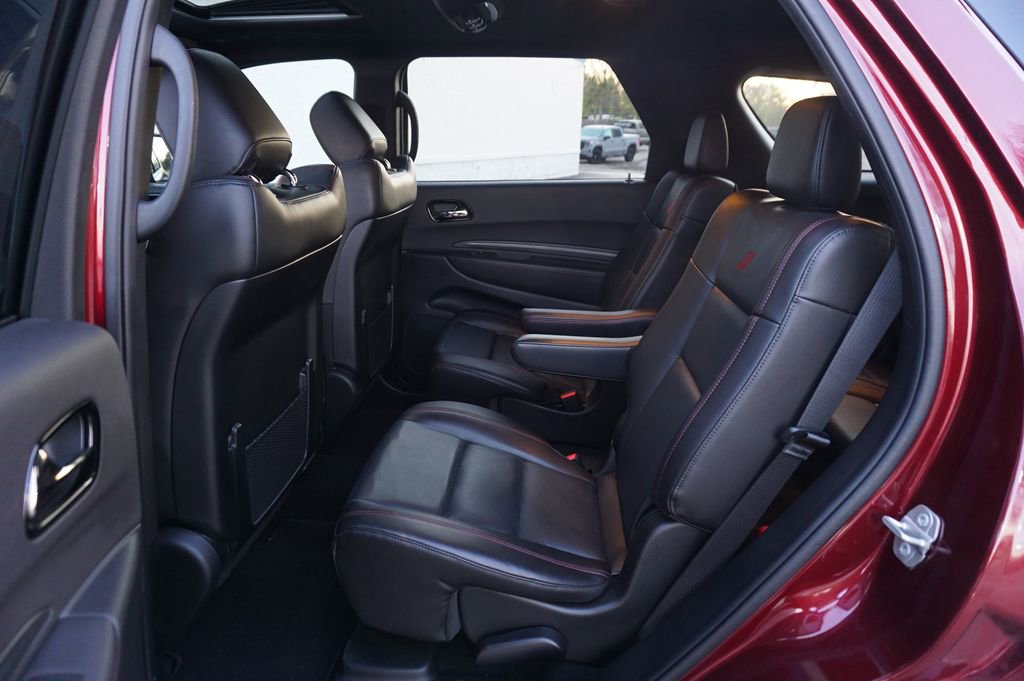 Used 2023 Dodge Durango R/T w/ Tow 'N Go Package AWD/4WD image 11