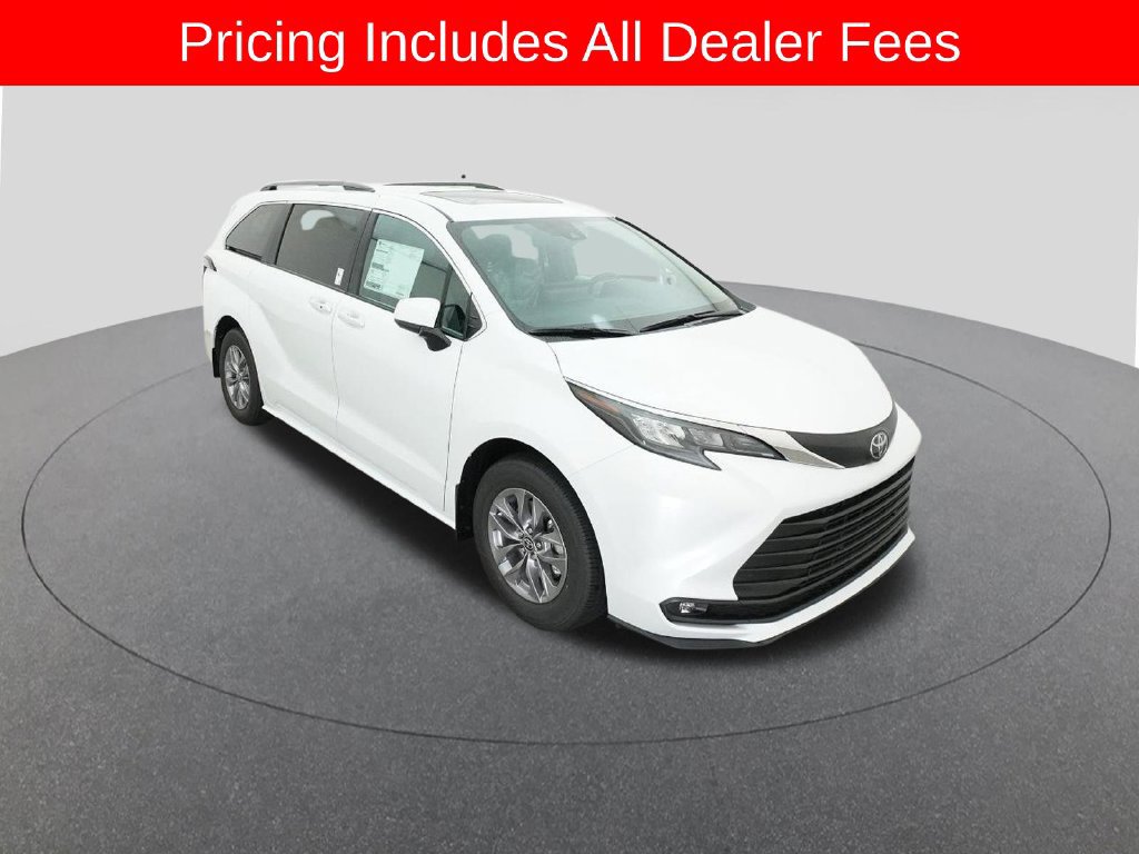 New 2026 Toyota Sienna XLE FWD image 13