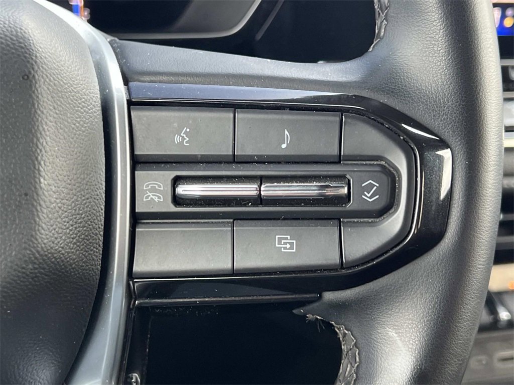 Certified 2023 Chevrolet Colorado LT w/ LT Convenience Package II image 23