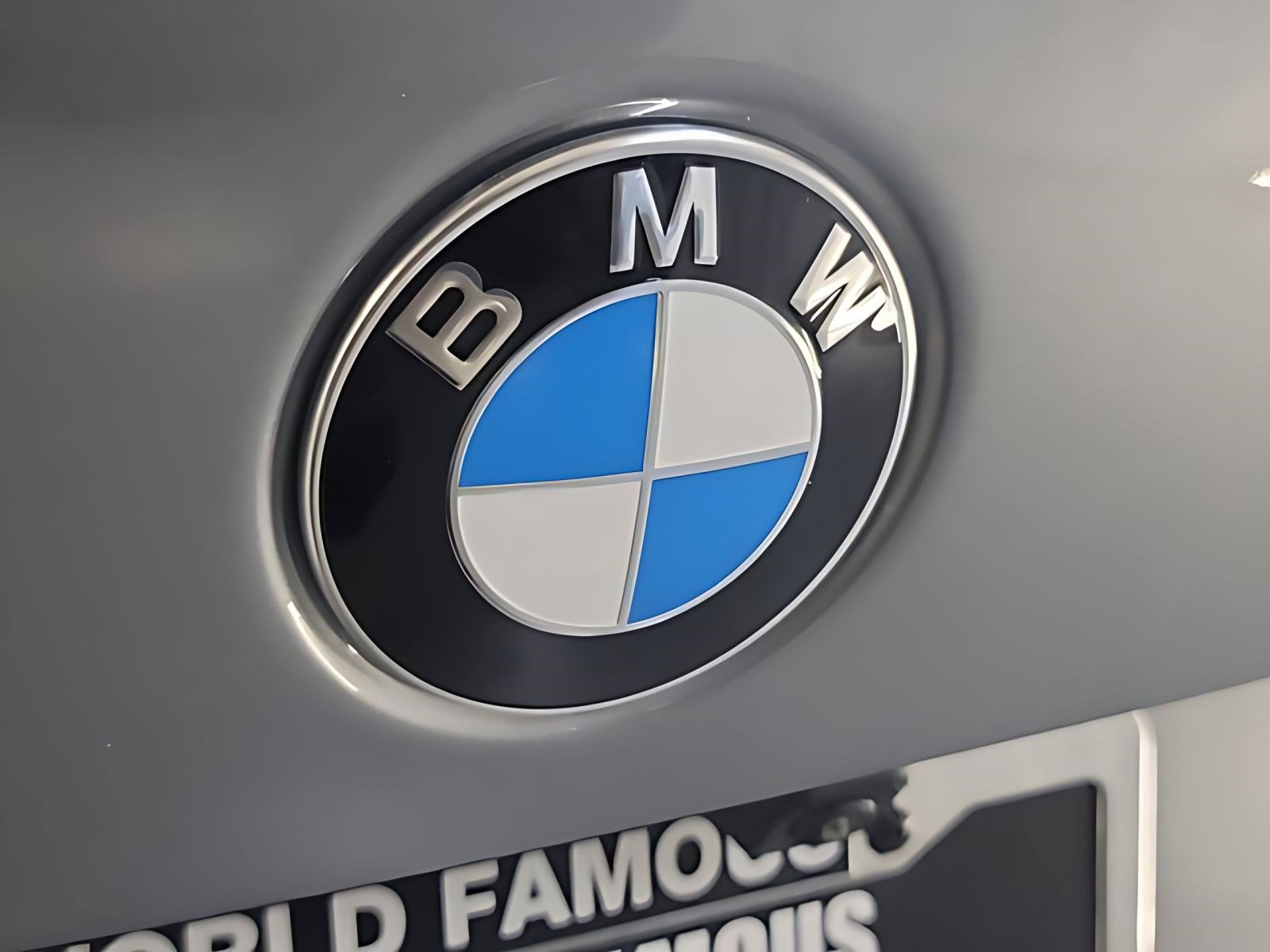 Used 2026 BMW X5 sDrive40i w/ M Sport Package RWD image 24