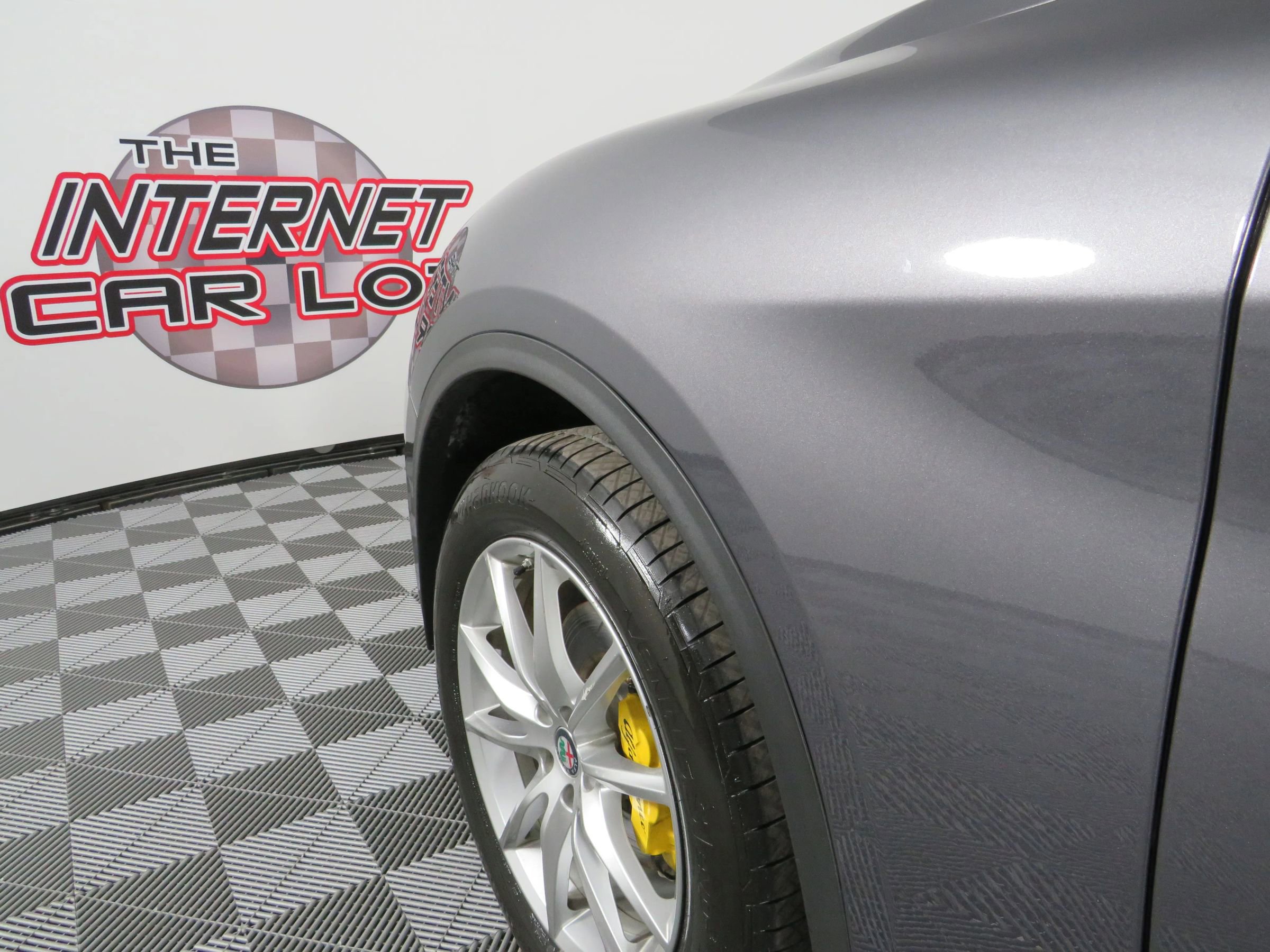 Used 2018 Alfa Romeo Stelvio Ti image 26