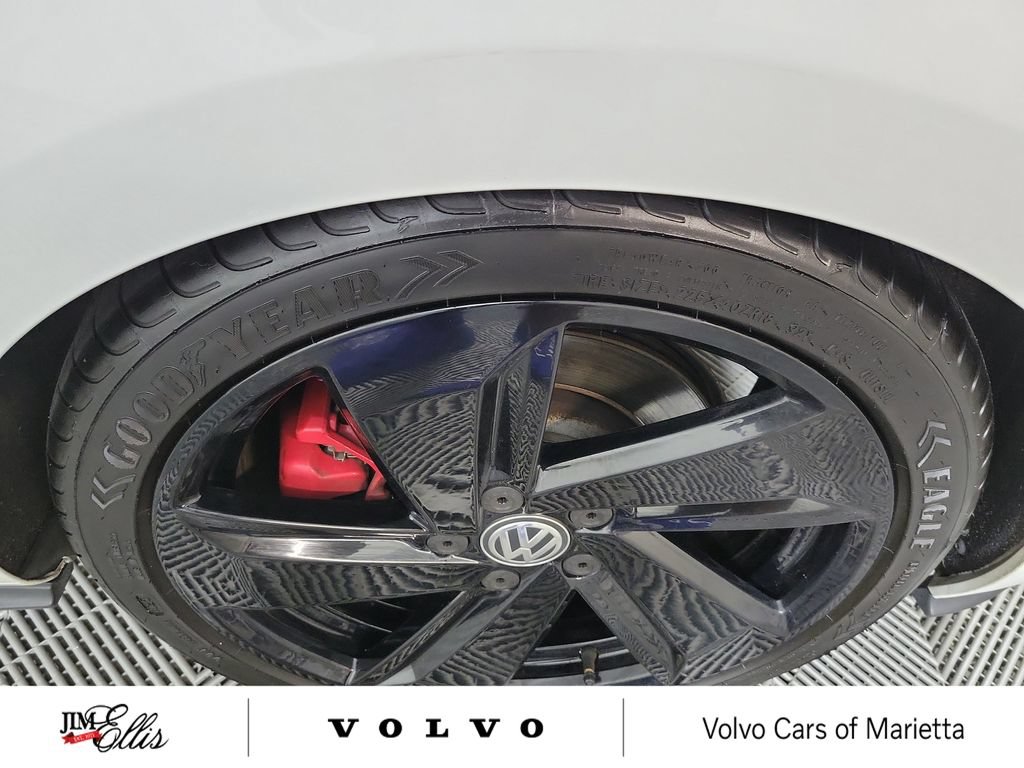 Used 2020 Volkswagen GTI S FWD image 9