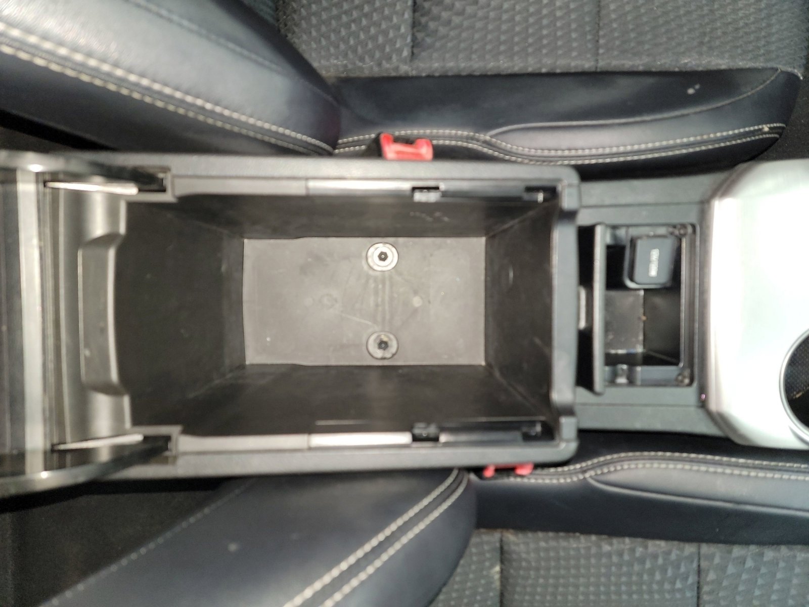 Used 2014 Toyota Camry SE image 27