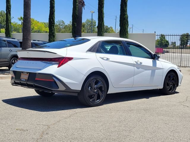 New 2026 Hyundai Elantra SEL Sport FWD image 4