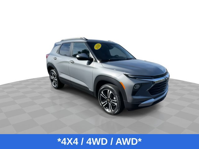 Used 2026 Chevrolet TrailBlazer LT w/ Convenience Package AWD/4WD image 2