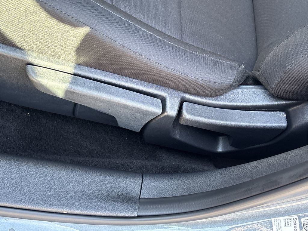Used 2025 Nissan Sentra S image 31