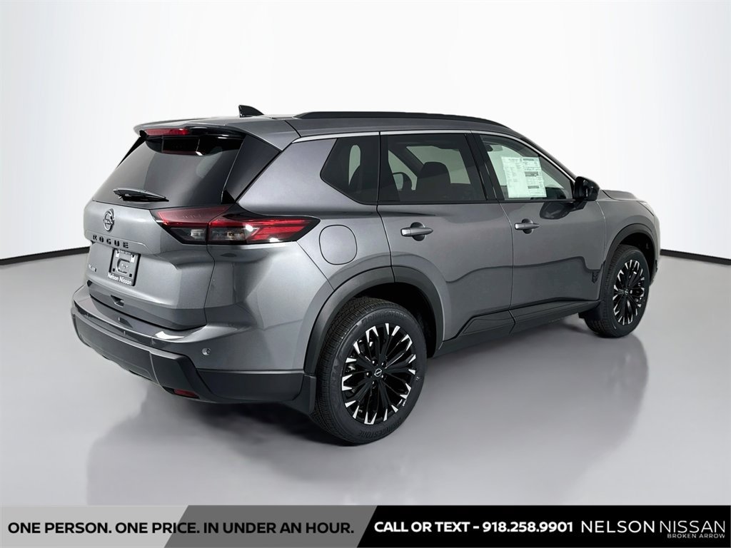 New 2026 Nissan Rogue Dark Armor FWD image 5