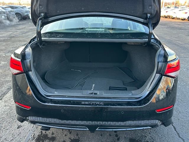 Certified 2023 Nissan Sentra SR w/ Midnight Edition Package image 16