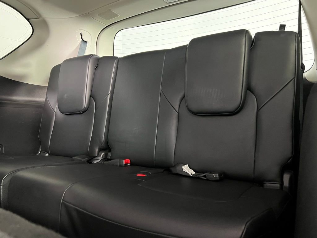 Used 2024 Nissan Armada SL image 26