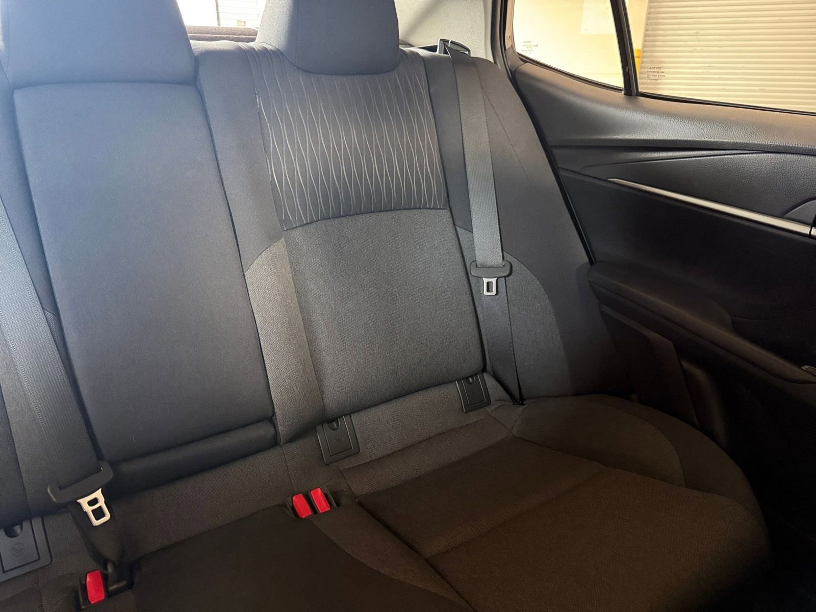 Used 2025 Toyota Camry LE image 31