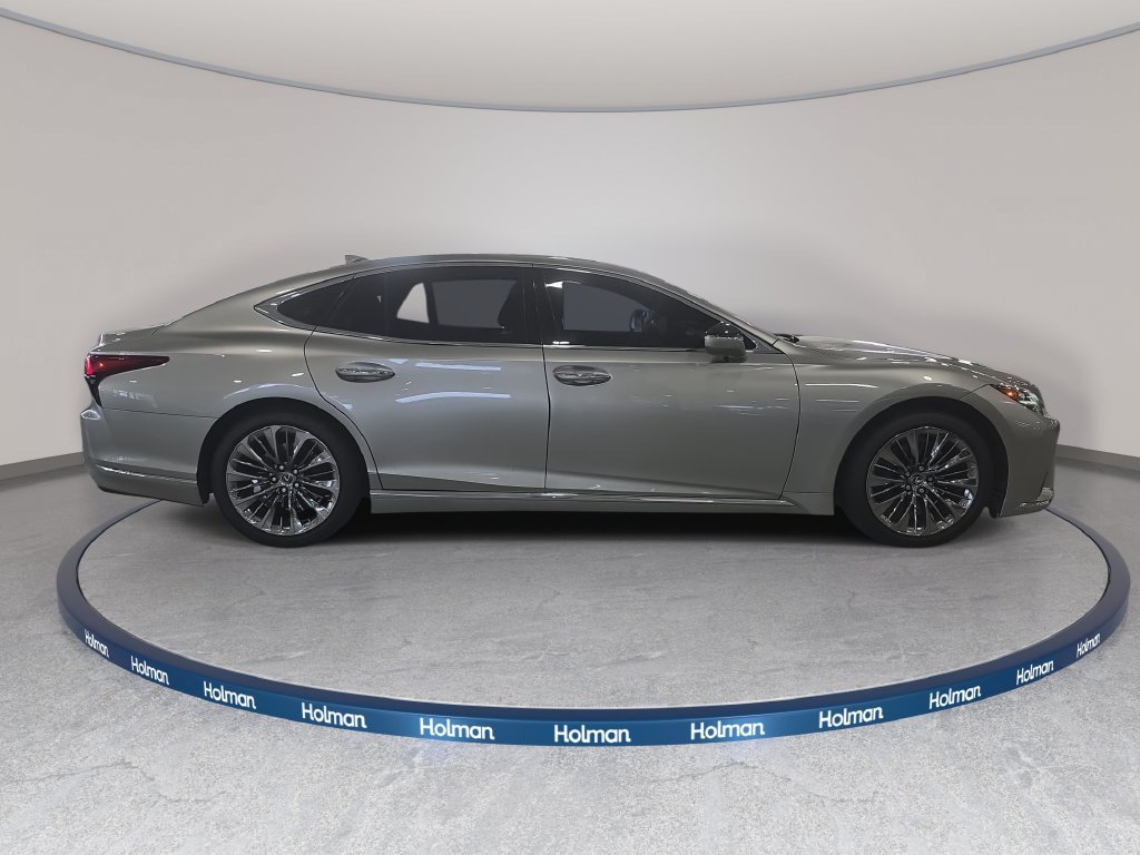 Used 2023 Lexus LS 500 w/ Accessory Package (Z2) RWD image 6