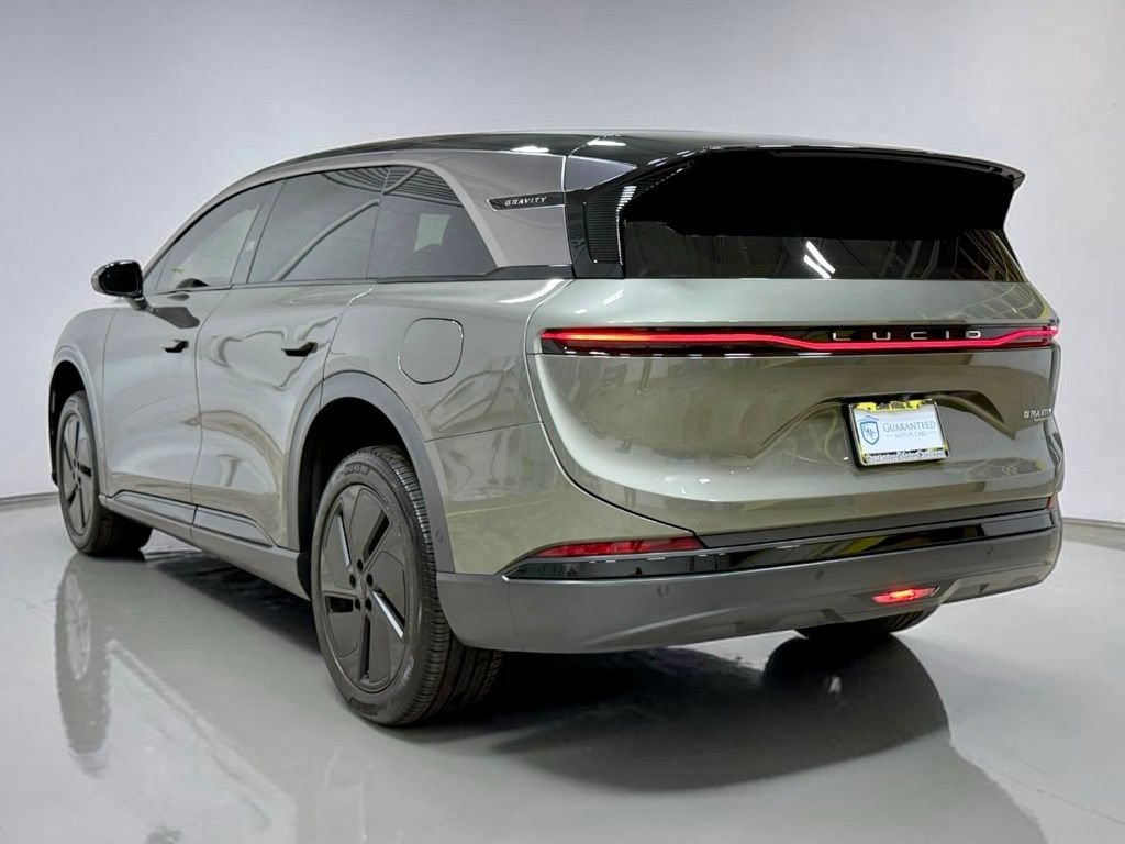 Used 2026 Lucid Gravity Grand Touring AWD/4WD image 25