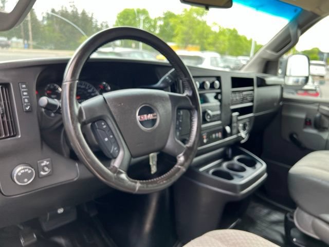 Used 2021 GMC Savana 3500 w/ Driver Convenience Package RWD image 30