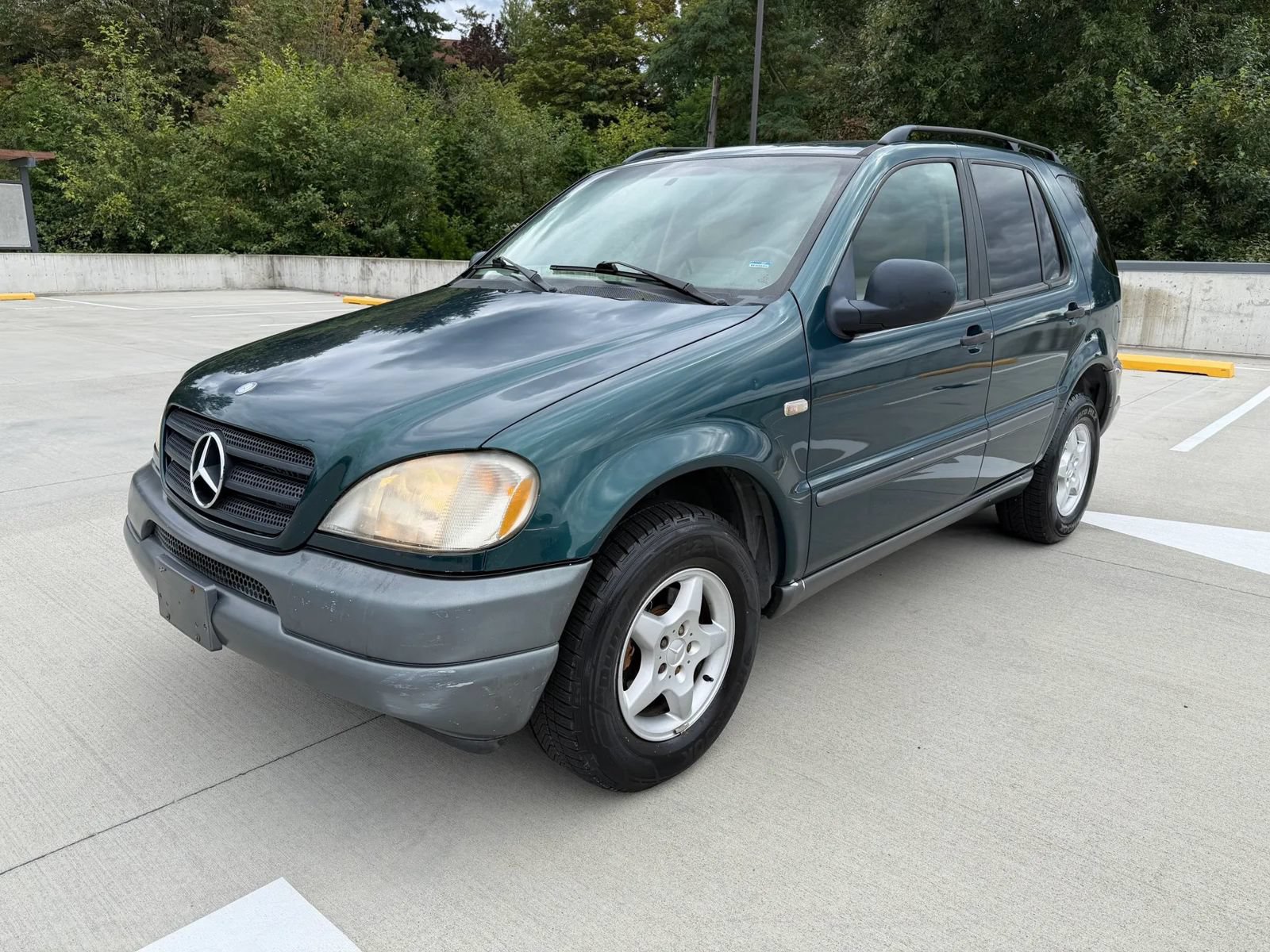 Used 1999 Mercedes-Benz ML 320 4MATIC image 2