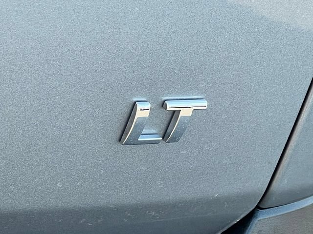 Used 2023 Chevrolet Traverse LT w/ LPO, Cargo Package AWD/4WD image 9