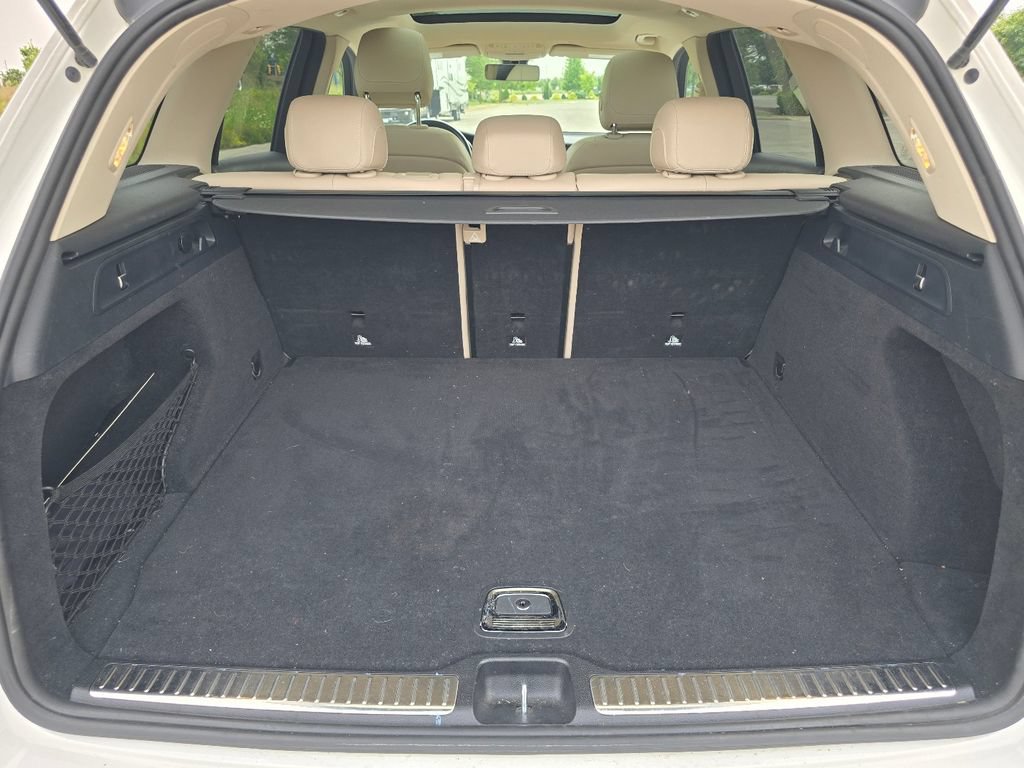 Used 2021 Mercedes-Benz GLC 300 4MATIC image 21