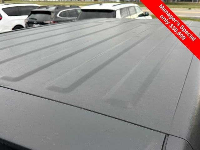 Used 2022 Jeep Wrangler Unlimited Sahara w/ Cold Weather Group image 11