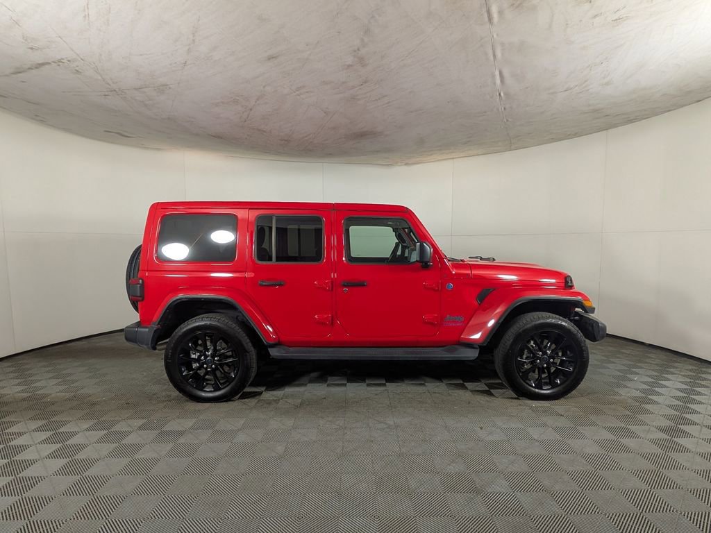 Certified 2025 Jeep Wrangler Unlimited Sahara image 7