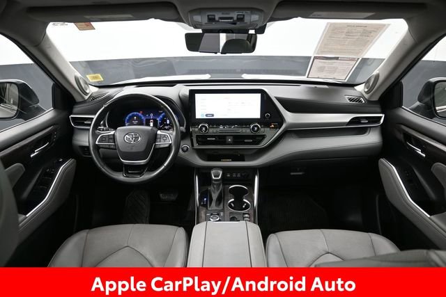 Used 2023 Toyota Highlander Platinum AWD/4WD image 18