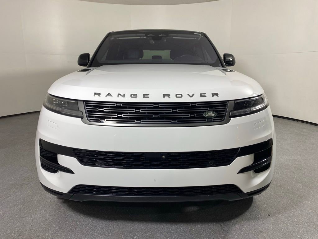 Used 2023 Land Rover Range Rover Sport SE AWD/4WD image 2