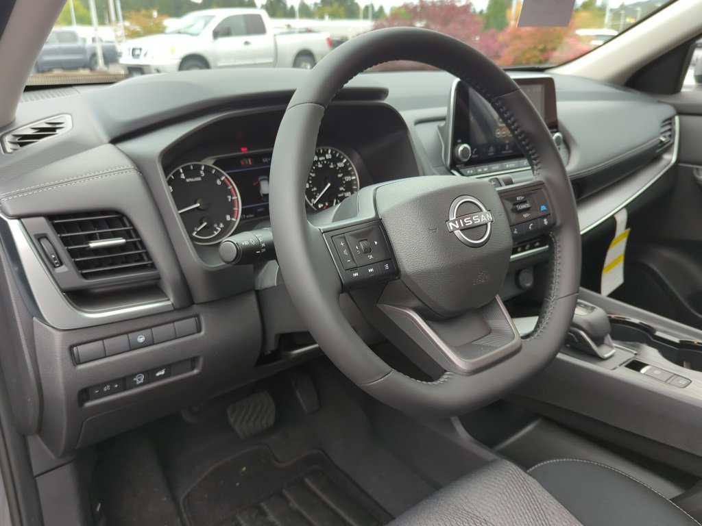 New 2026 Nissan Rogue SV image 18
