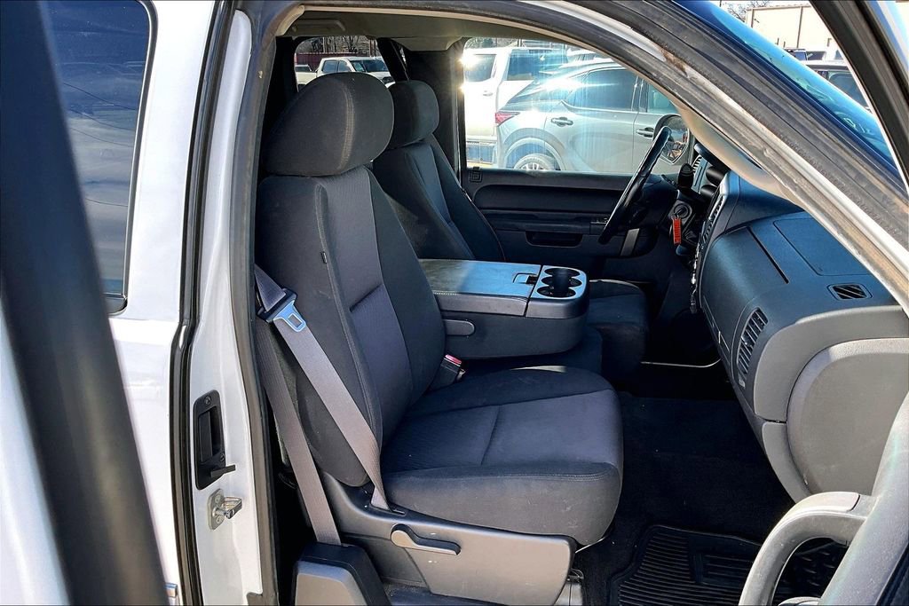 Used 2011 Chevrolet Silverado 1500 LT w/ Regional Value Package image 10